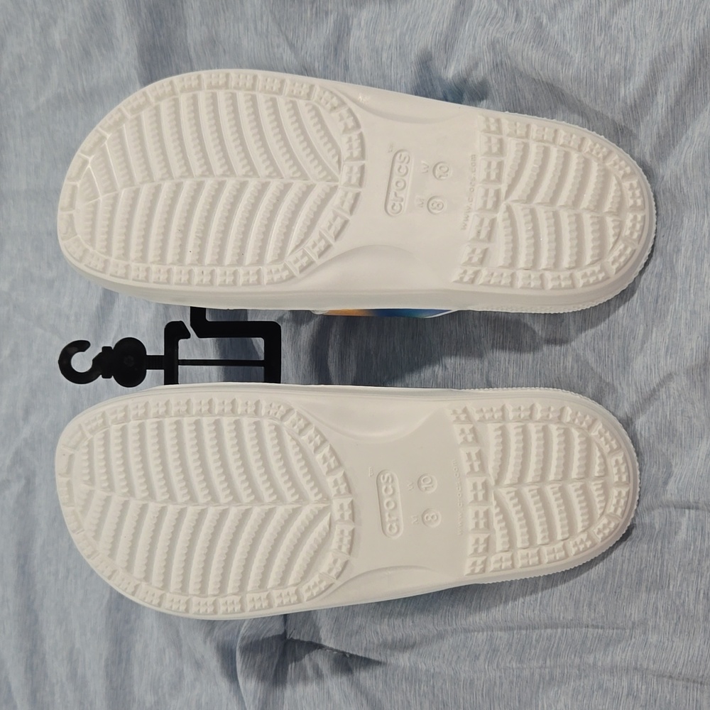 Crocs Unisex Classic Solarized Sandals - Picture 8 of 11